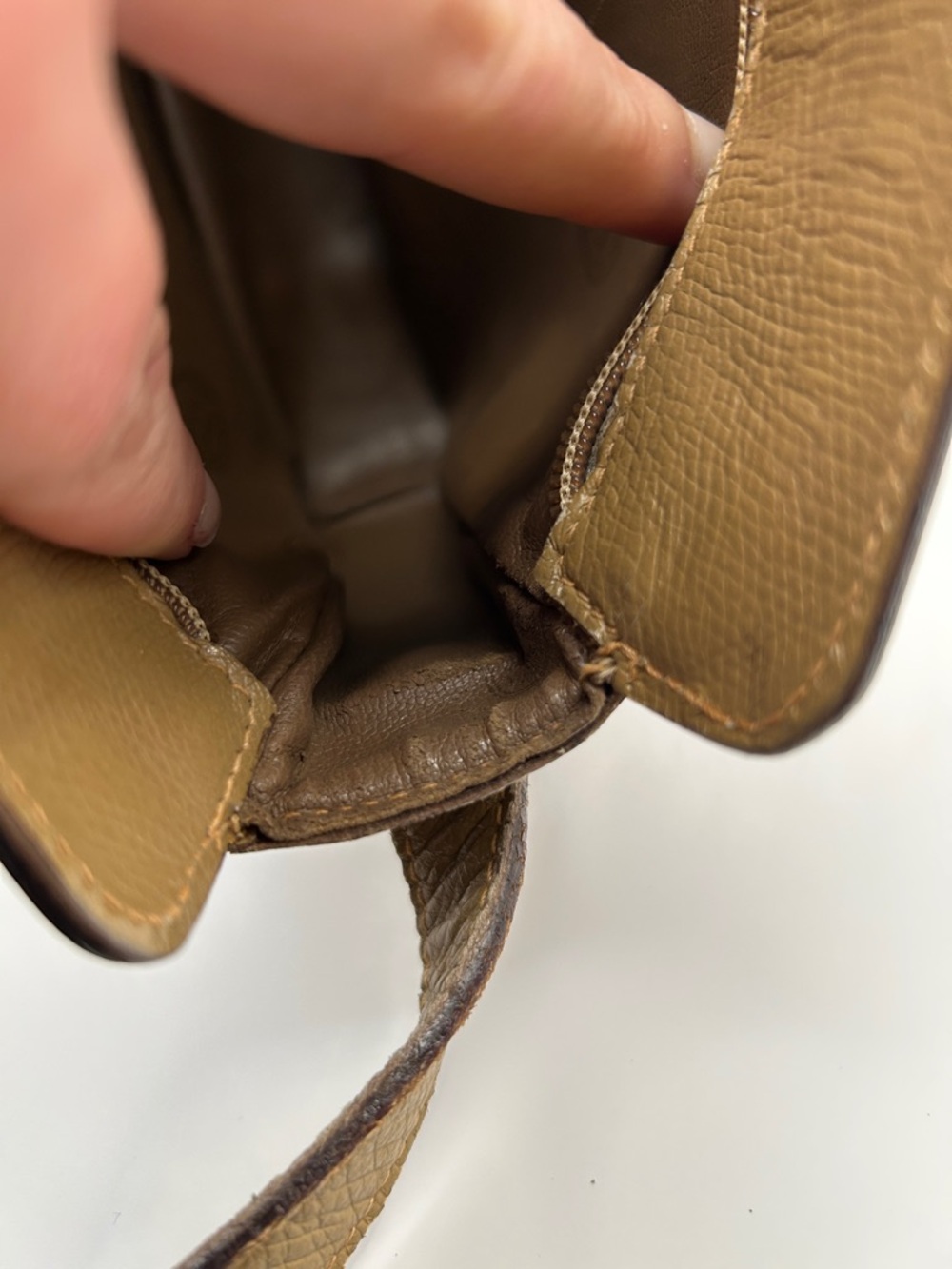 Fendi vintage monogram crossbody - Picture 11 of 15